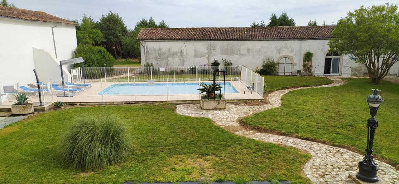 Domaine Moulin D' Elemiah Apartment Gemozac Exterior photo