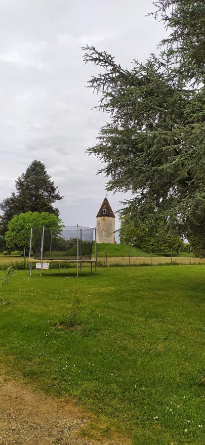 Domaine Moulin D' Elemiah Apartment Gemozac Exterior photo